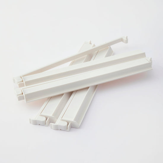 White Acrylic Rack & Pusher Set - Oh My Mahjong